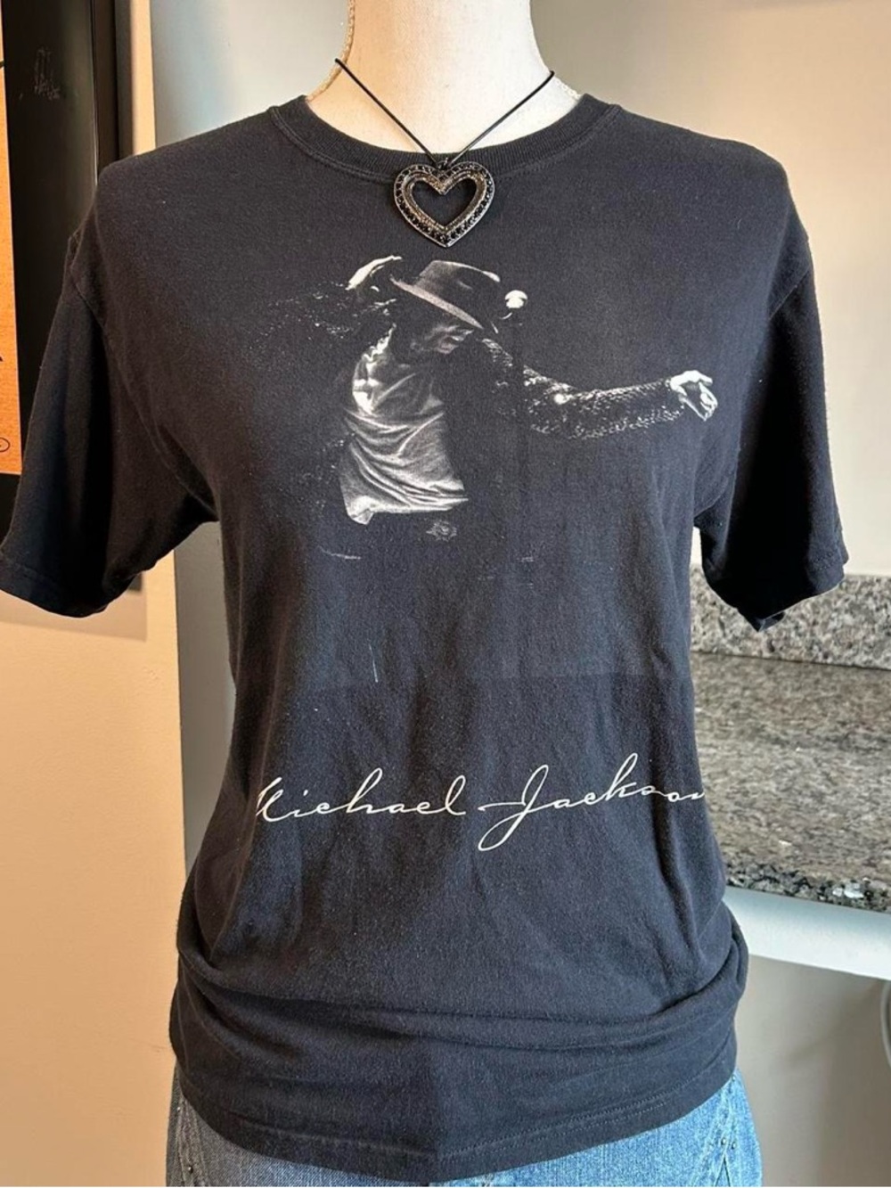 Michael Jackson Black and White Size Small Hanes Graphic T-shirt